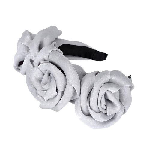Serre-tête triple roses en satin Scarlett